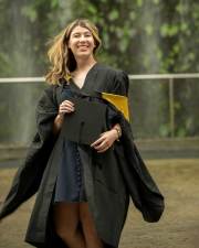 Outdoor-Graduation-Photography-003-